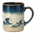 Handgefertigte Keramik Kaffeetasse 350ml mit Wellenmuster in Blau und Weiß